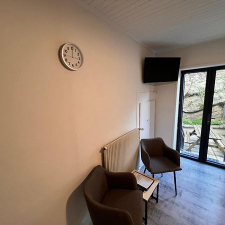 Appartement 4 Personnes, 1 Chambre, Terrasse, Wifi, Proche Du Centre Ла-Бурбуль Экстерьер фото